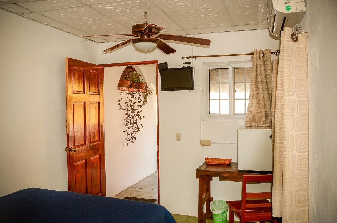 San Carlos Beach Inn المظهر الخارجي الصورة